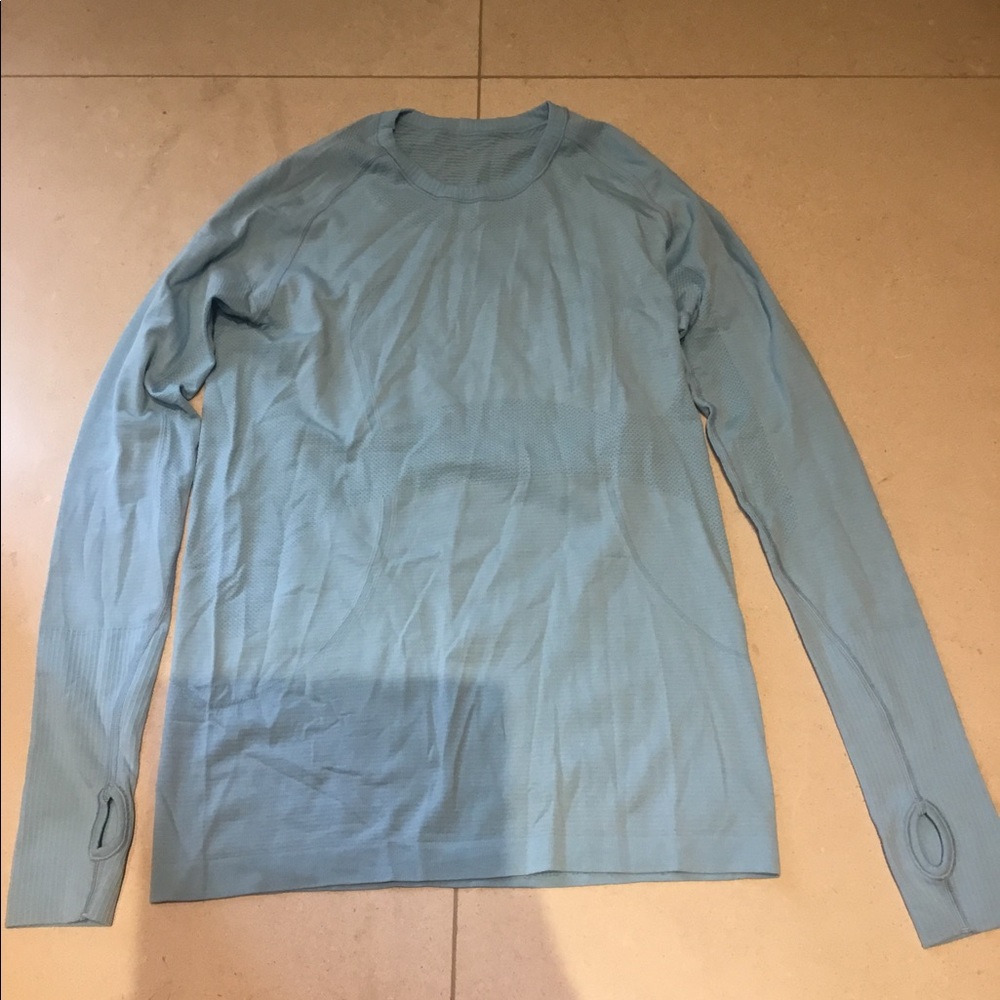 Lululemon blue workout long sleeve